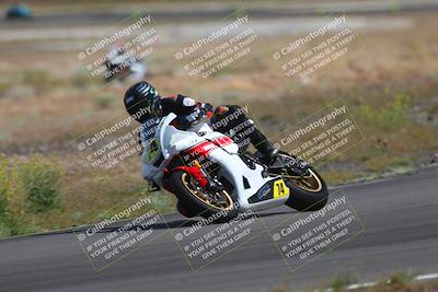 media/Apr-24-2022-TrackXperience (Sun) [[0a4e3d9450]]/Group 3/session 5 turn 6/